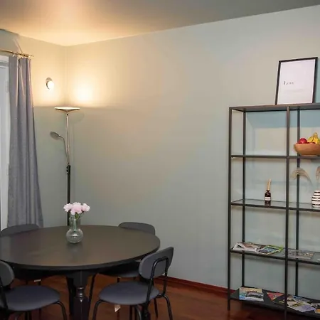 Stvg Centre, Heart Of The City, 3 Bedroom شقة *